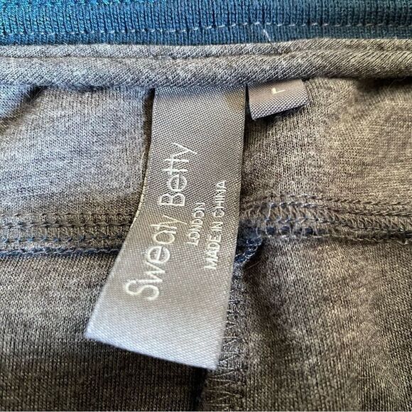 Sweaty Betty Trail Trousers 7/8 Track Pants Joggers Plaid Pants Tapered Large - Picture 4 of 6